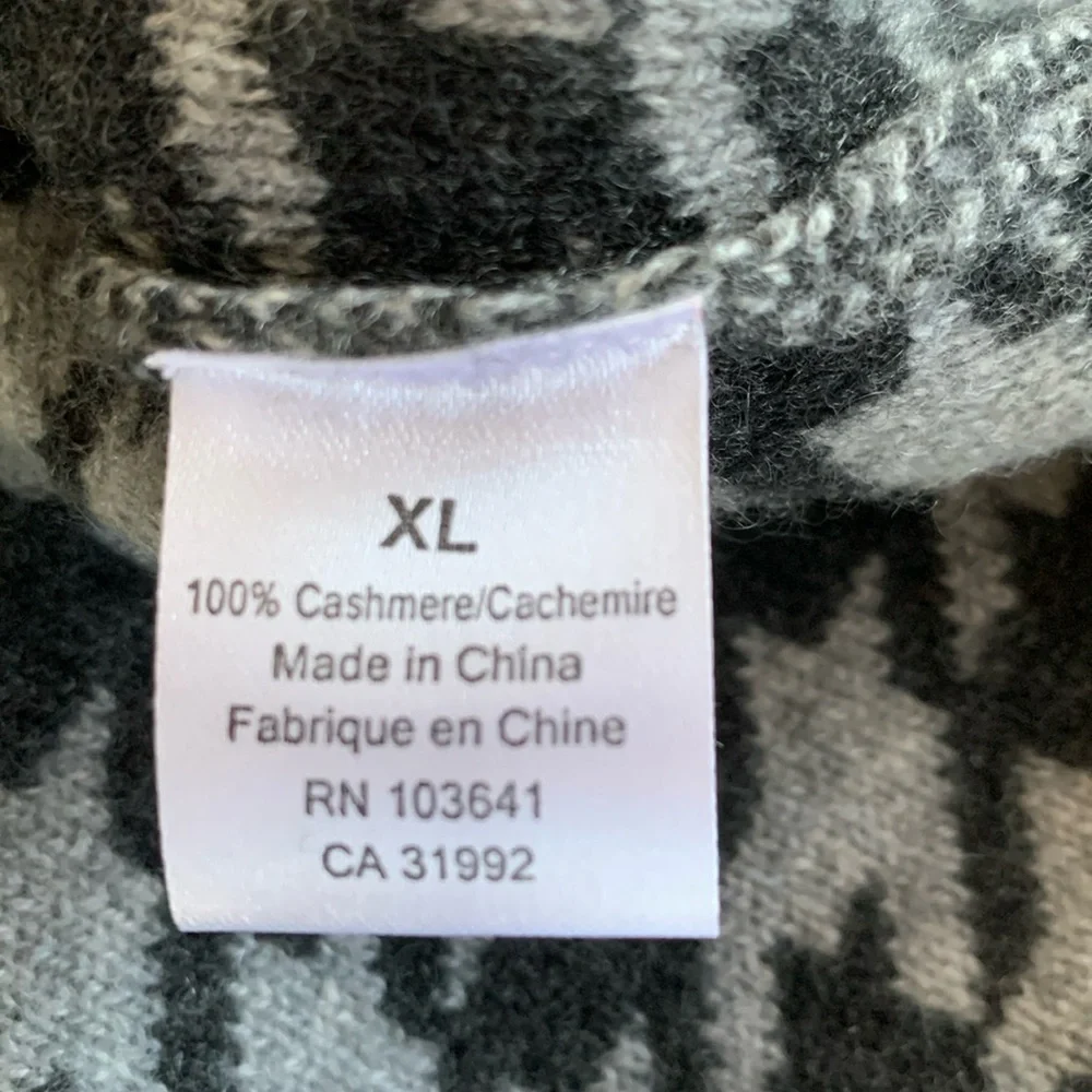 NEW! KIER + J Cashmere skirt grey/black houndstooth, pull-on. Size XL